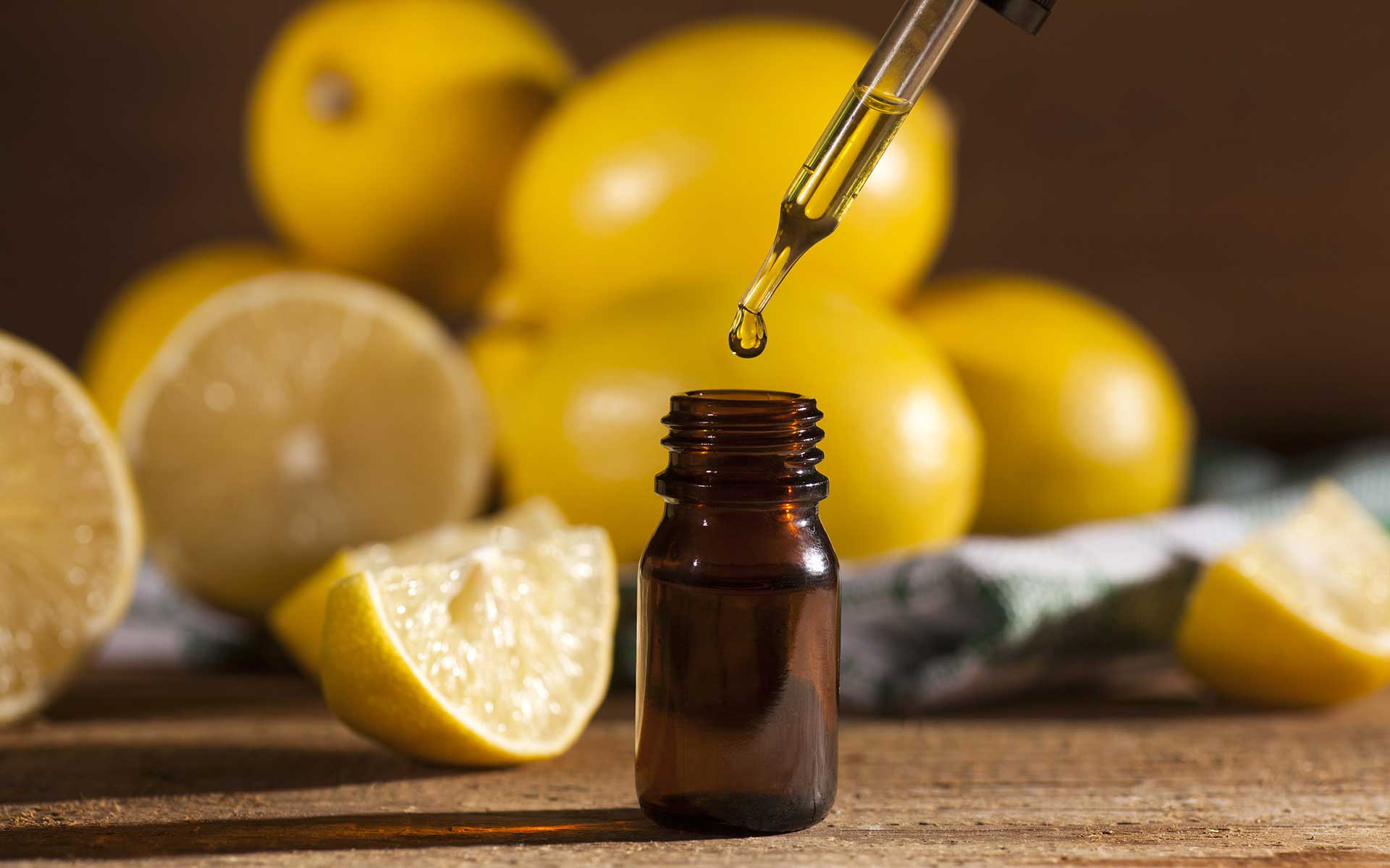 Lemon Essential Oil